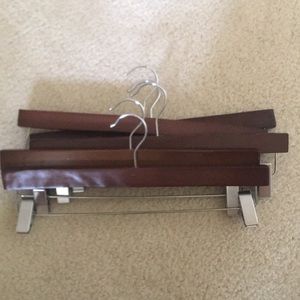 Bundle of 5 wooden pant hangers